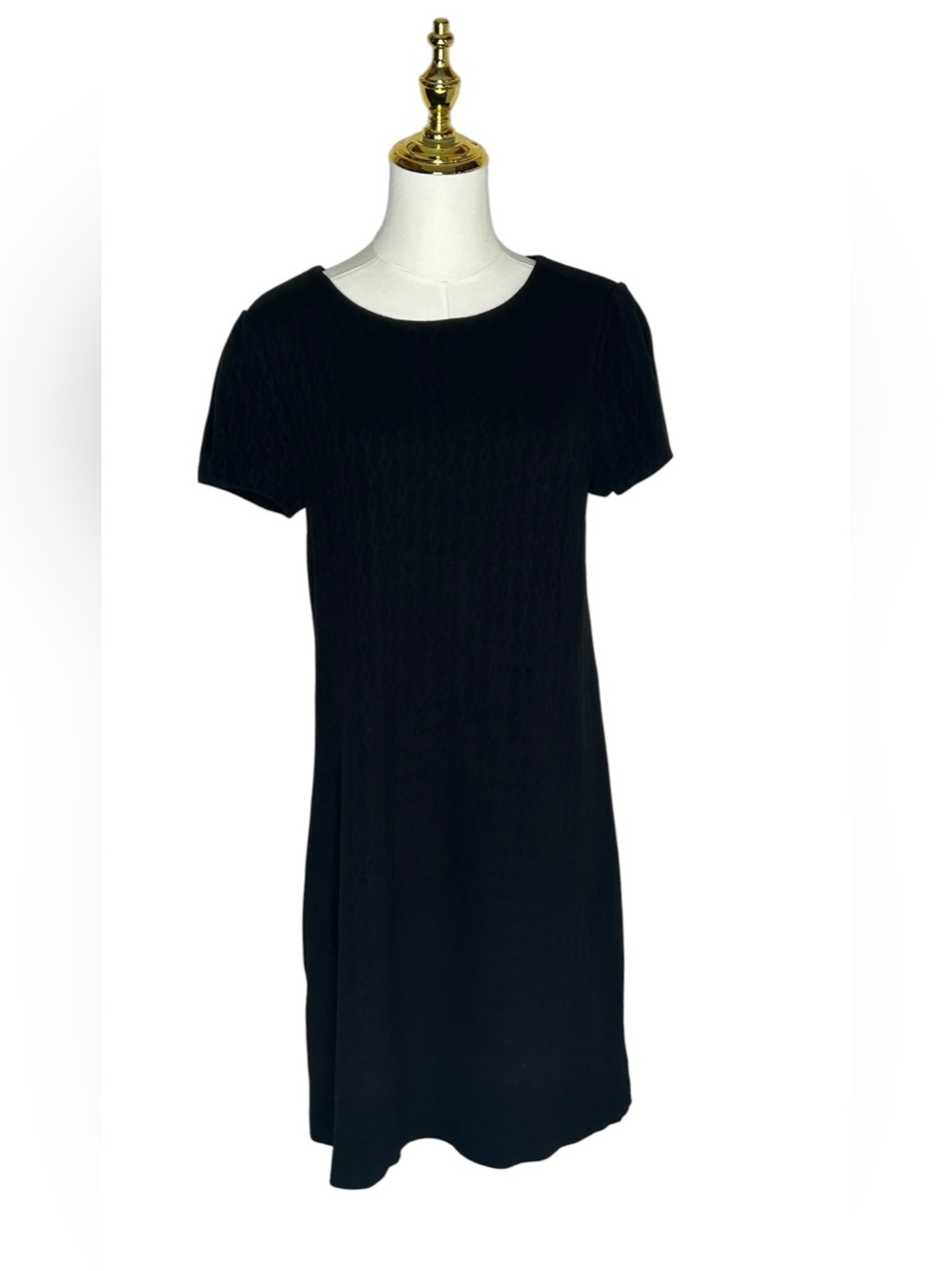 Maeve Classic Black Cap Sleeve Shift Dress Sz M Day to Night Retro Minimalist